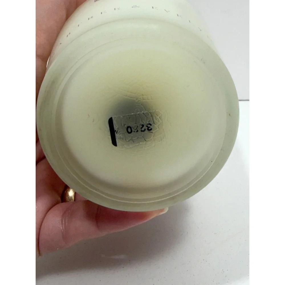 Crabtree & Evelyn‎ Scented Candle in Frosted Glass Jar with Silver Tree Logo